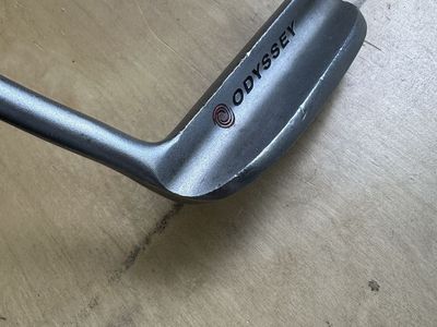 Odyssey 882 putter