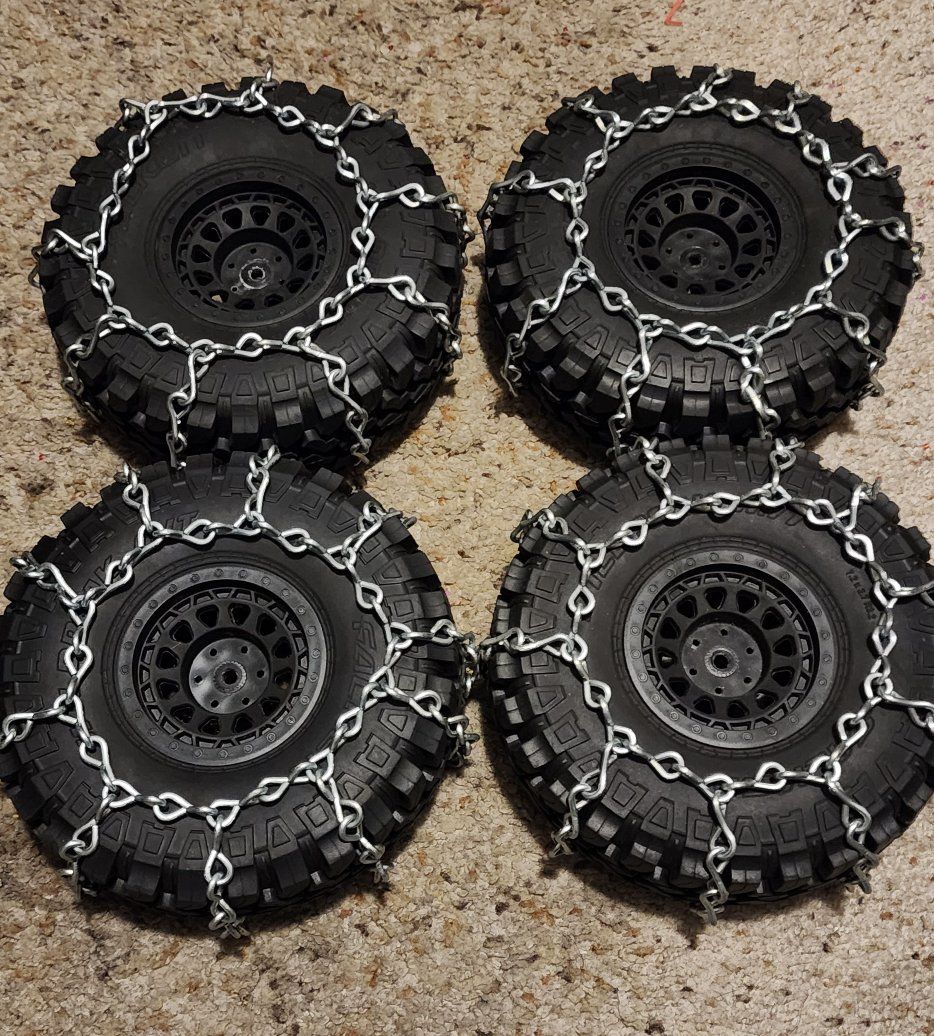 Axial scx6 wheels/tires w/snow chains!