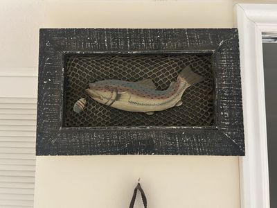 Rustic Fishing Cabin Wall Art – Shadowbox Trout Décor with Netting