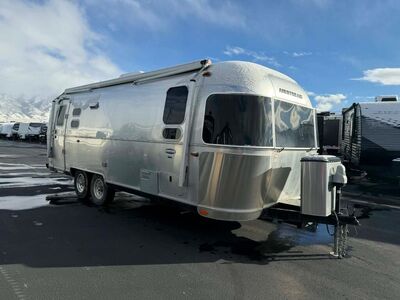 Used 2018 Airstream International Signature 25FB