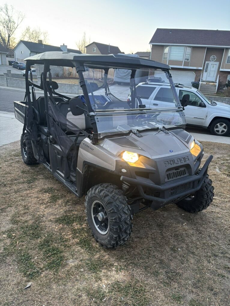 2012 Polaris Ranger 6-seater