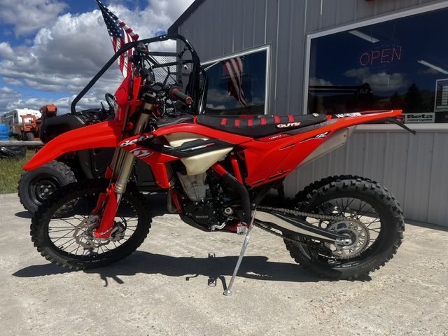 2023 Beta 480 RR 4T Dirt Bike - Red, Used, Excellent Condition