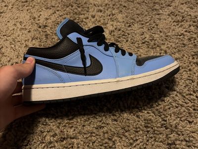 Jordan 1 low University Blue Black