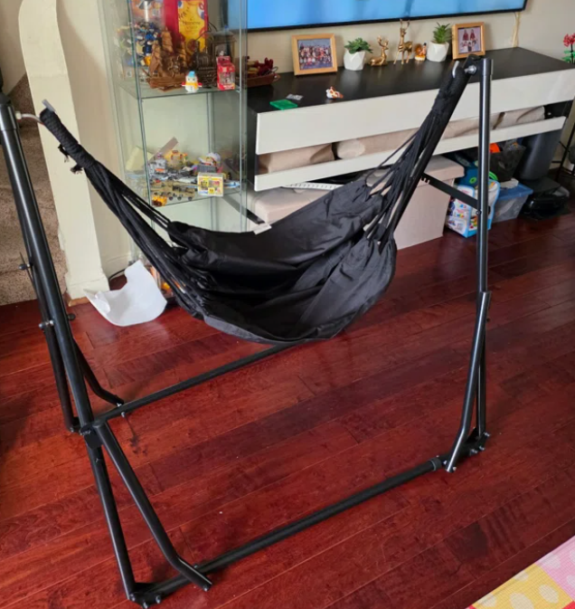 New in box 2 in 1 Hammock with stand