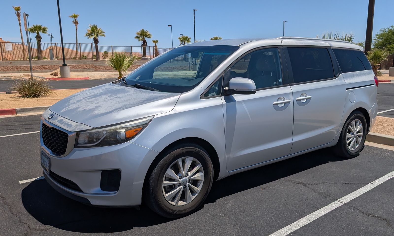 2016 Kia Sedona LX