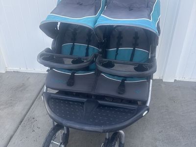 Double Jogging Baby Trend Stroller Runs Great