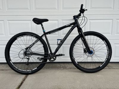 Cannondale Trail 29er Disc with Rigid Fork Size Large