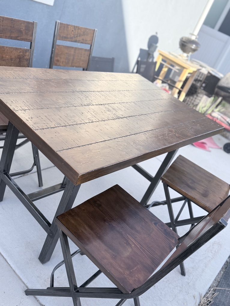 Dining Room Table