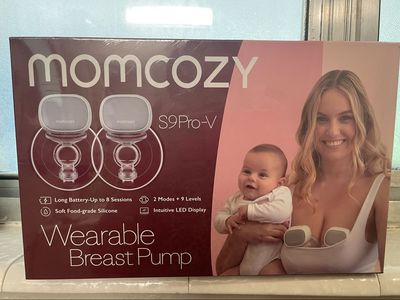 Momcozy S9 Pro-V wearable breast pump set