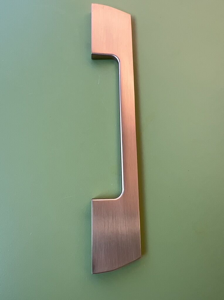 Kitchen Cabinet Hardware / Pull