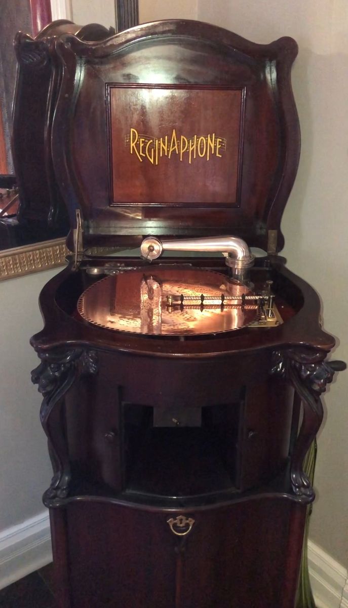 Antique 1911 Style 240 Reginaphone (Lion Heads) for sale, $8,000