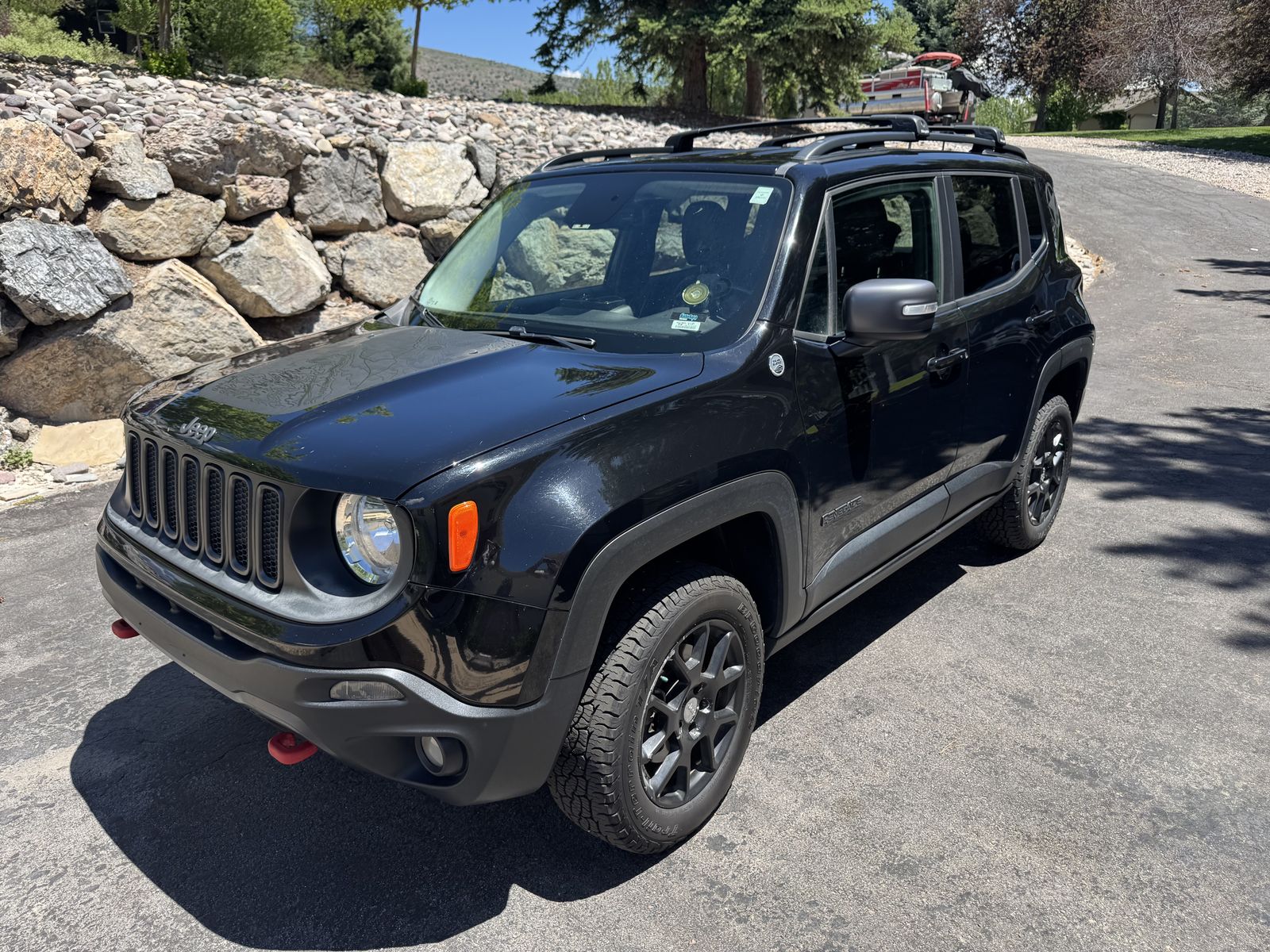 2017 Jeep Renegade Deserthawk