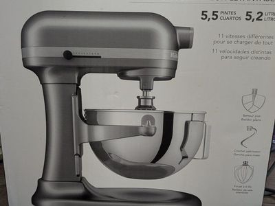 KitchenAid Artisan Tilt-Head Stand Mixer, 5.5 Quart, 11 Speeds, Contour Silver