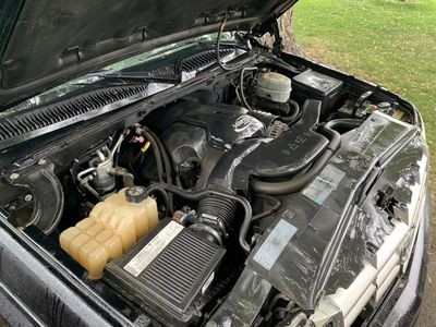 GM Chevy LS LQ9 gen 3 v8 complete engine assembly