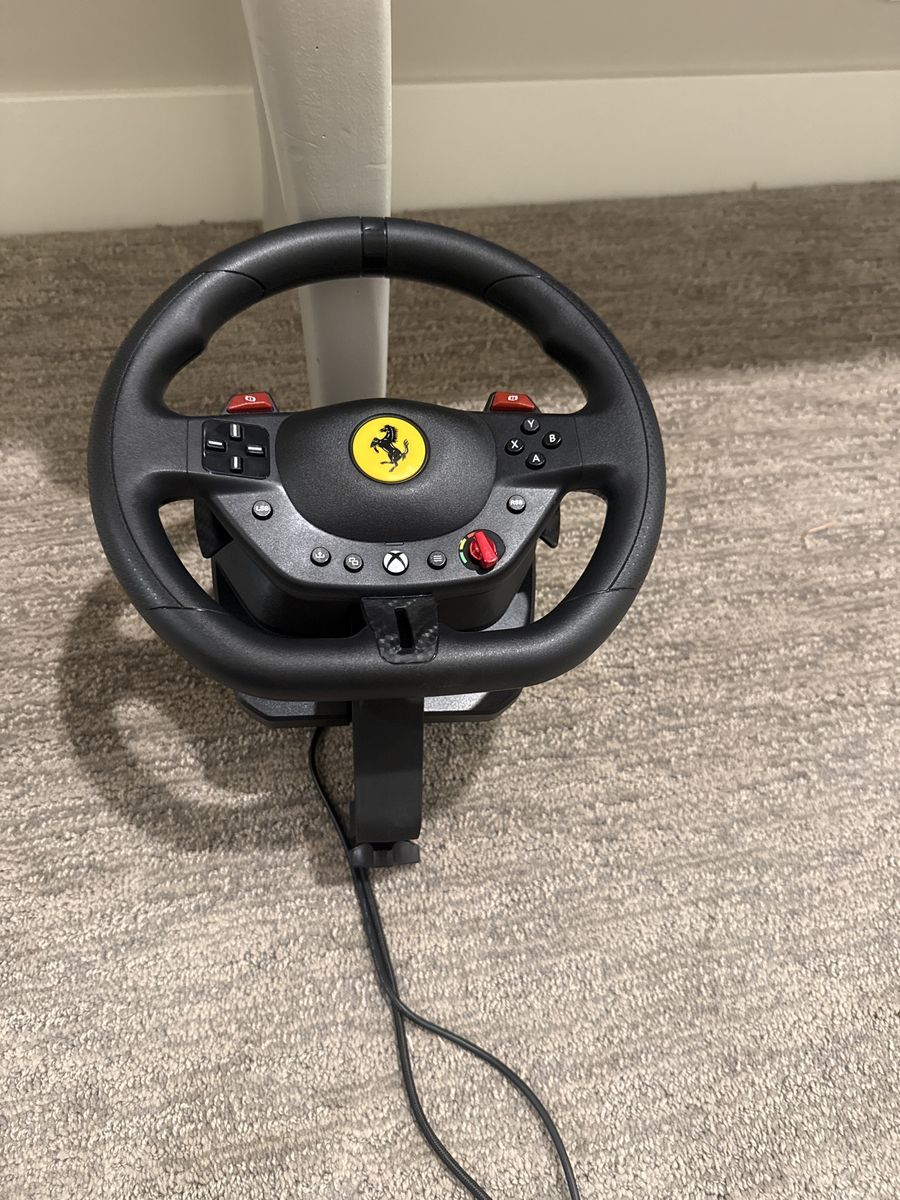 Thrust master Xbox/pc steering wheel