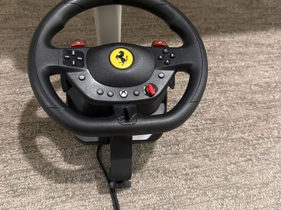 Thrust master Xbox/pc steering wheel