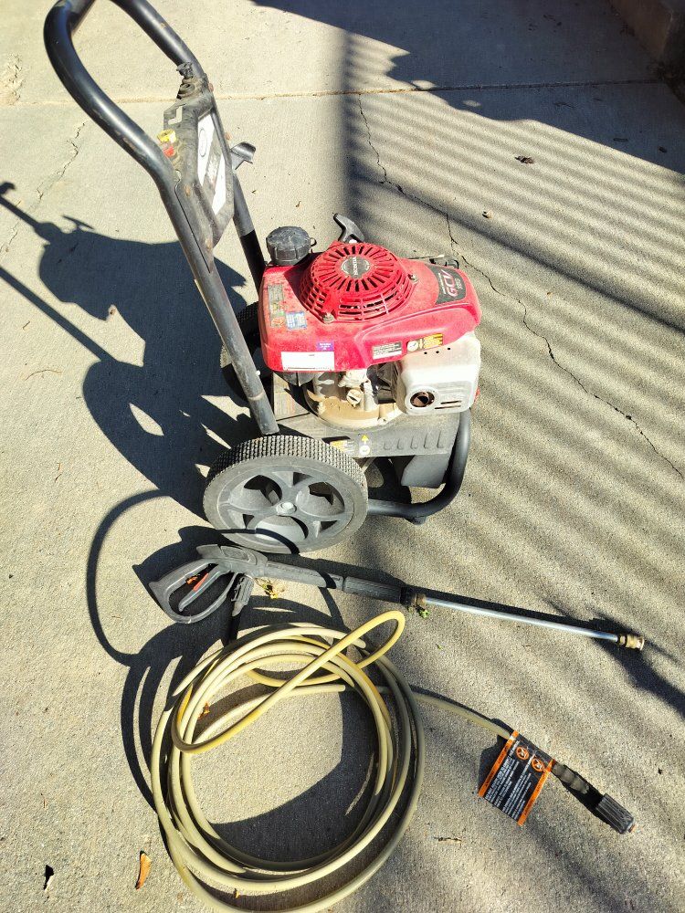 Main image 3