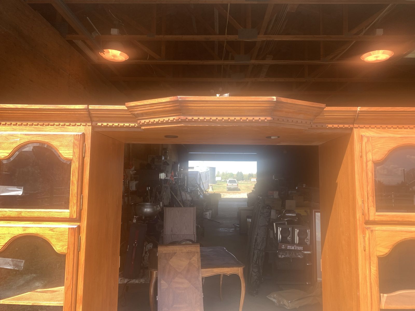 Main image 3