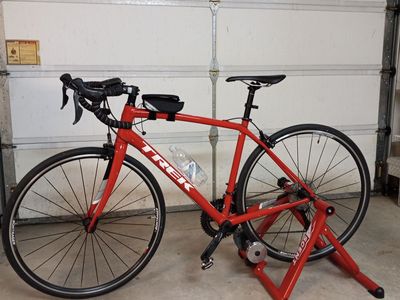 Trek Domane ALR 3 Road Bike - Red, 200 Alpha Aluminum Frame, Bontrager Wheels