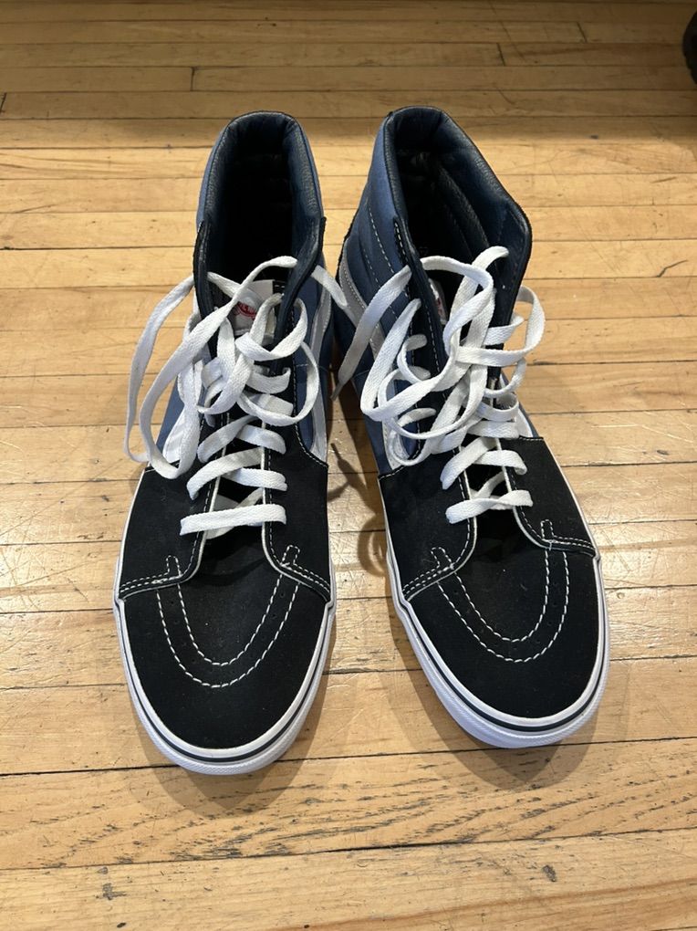 Men's Vans Skateboard Shoe High Top