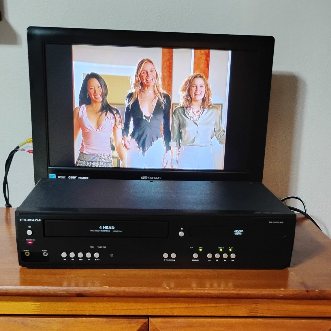 funai VCR DVD combo records VHS to DVD remote