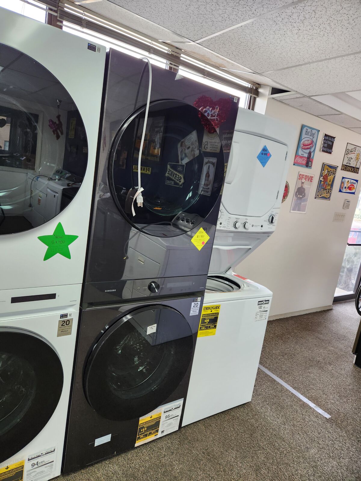 BRAND NEW! SAMSUNG BESPOKE WASHER AND  GAS DRYER SINGLE UNIT