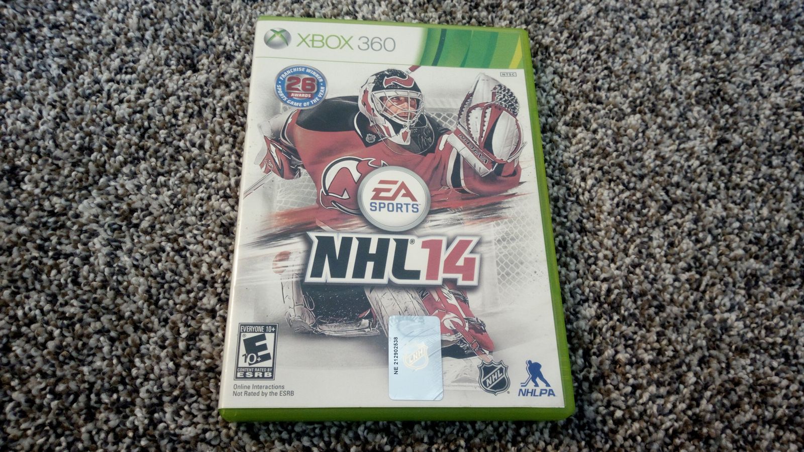 EA Sports NHL 14 - Microsoft Xbox 360 Hockey Video Game - Complete with Manual