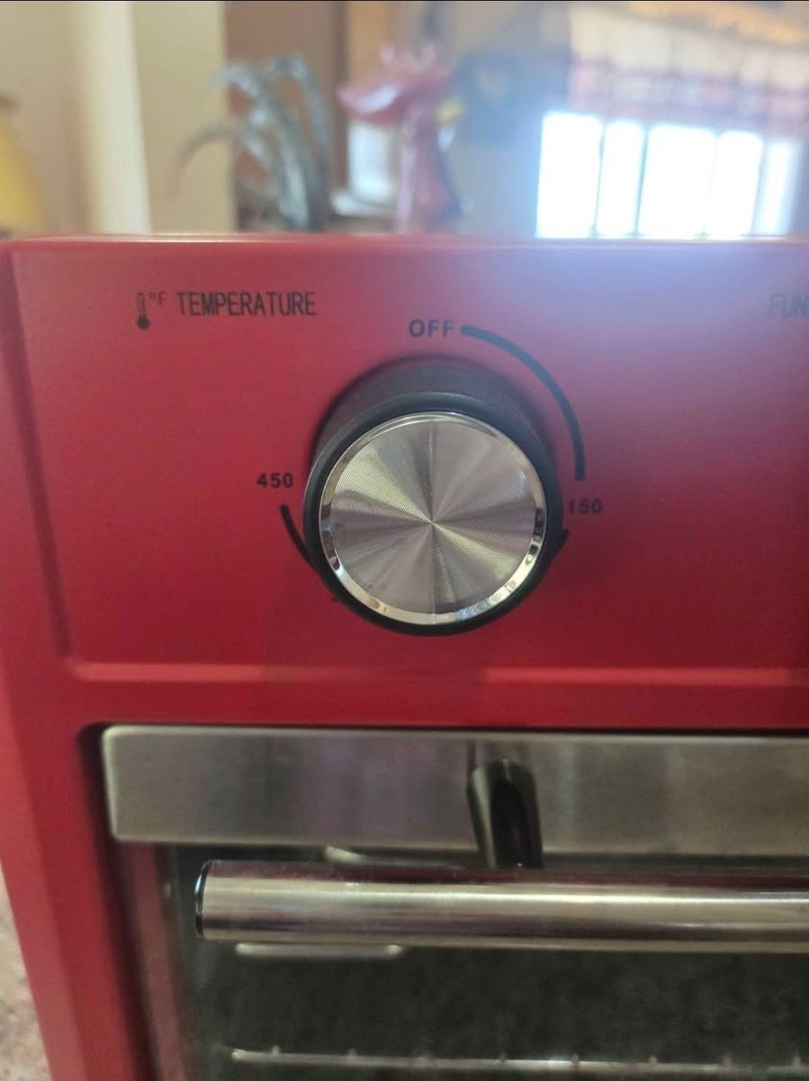 Ginny's Red Air Fryer Oven Model TY-A222-6BCLG 1700W Countertop