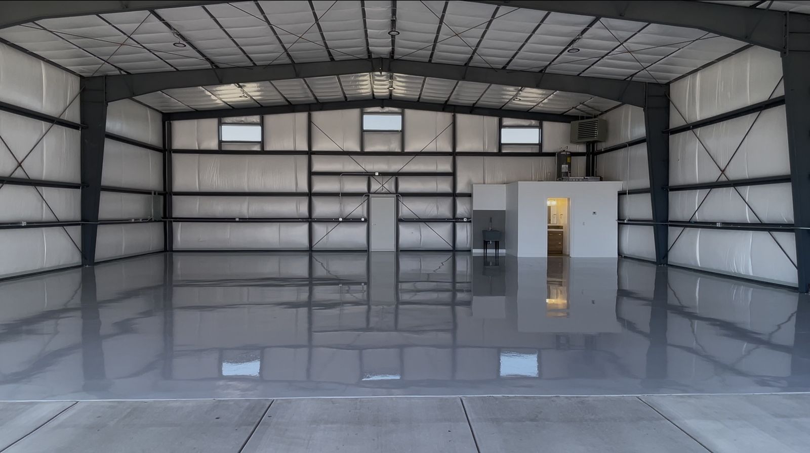 Hangar for sale Brigham City
