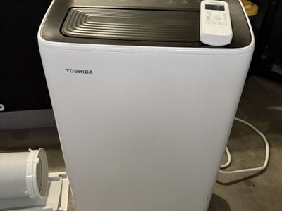 Toshiba 12,000 BTU Portable Air Conditioner w/ Remote & Window Kit – Excellent Condition