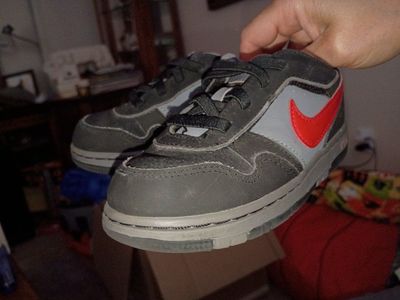 Used Nike ACG Leather Boots - Men's Child Size 9 - Durable Outdoor Footwear
