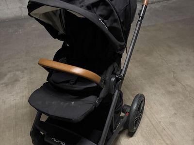 NUNA MIXX Next Stroller - Caviar