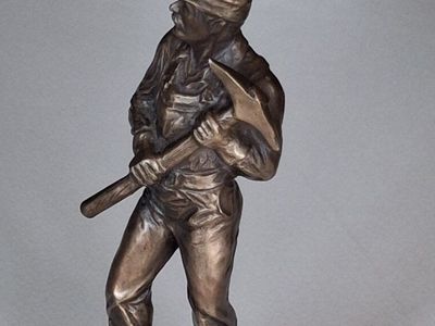 Vintage Gary Prazen Bronze Statue