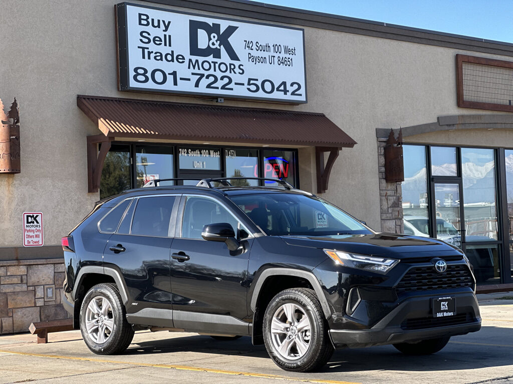 2022 Toyota RAV4 Hybrid XLE