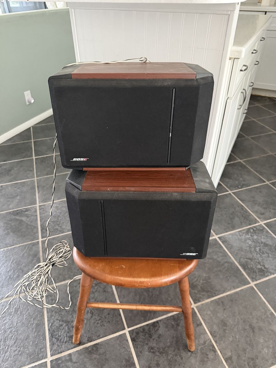 Bose Acoustimass Cube Speakers - Black with Wood Grain Accents (Pair)