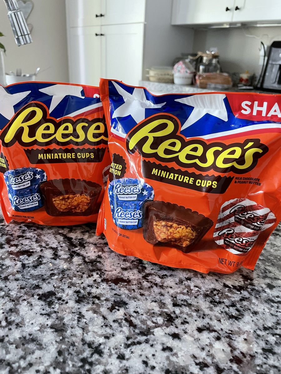2 x 9 oz share size Reese’s miniature cups