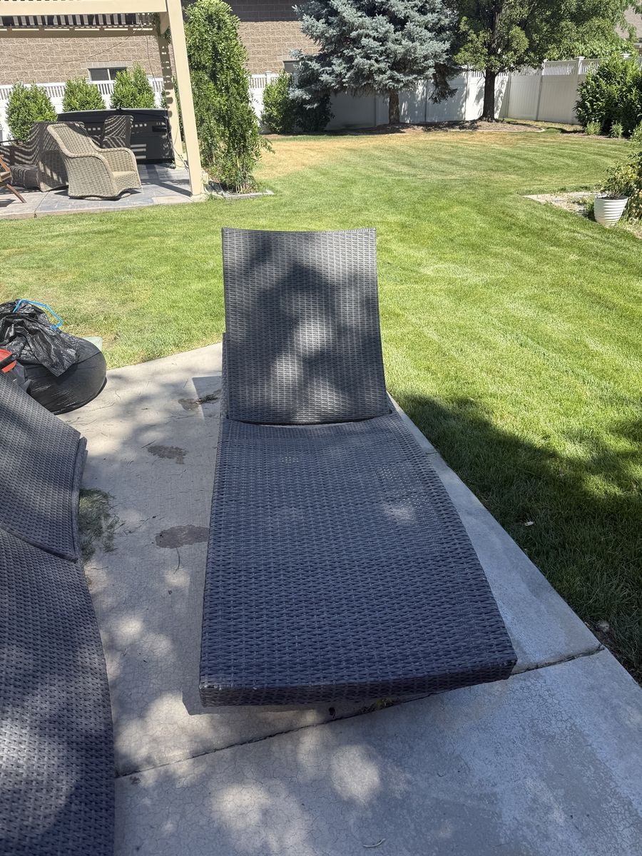 Dark Brown Wicker Outdoor Patio Adjustable Chaise Lounge Chair