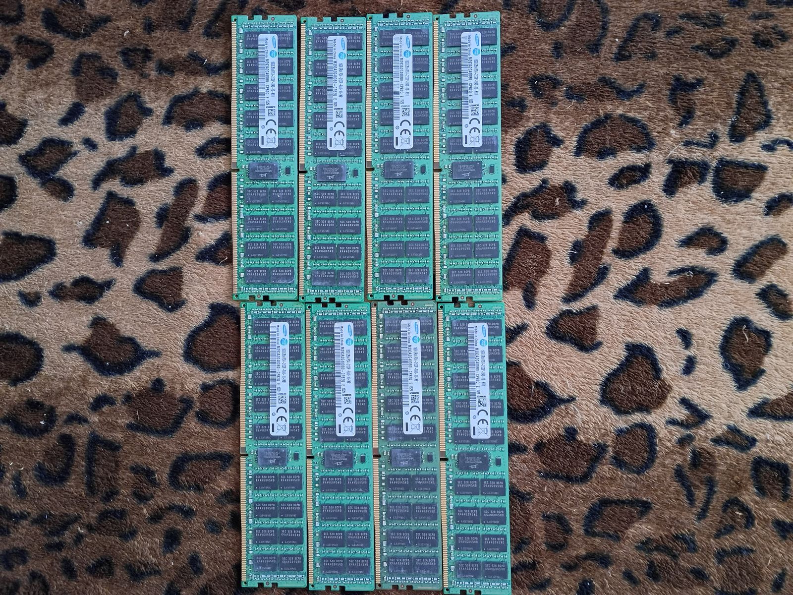 128GB Samsung DDR4 ECC Server RAM – 8x16GB Matching RDIMM Modules