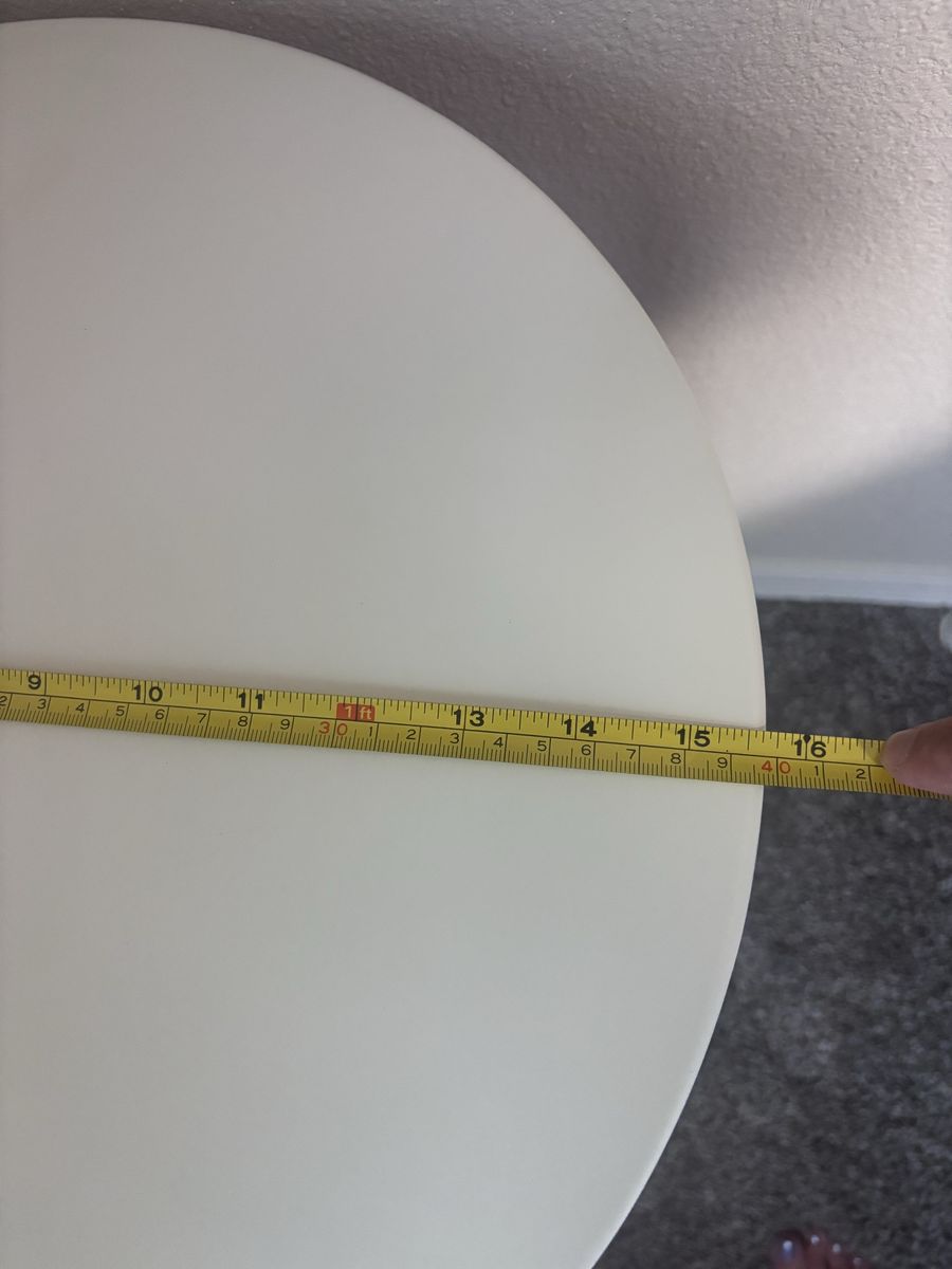 Main image 3