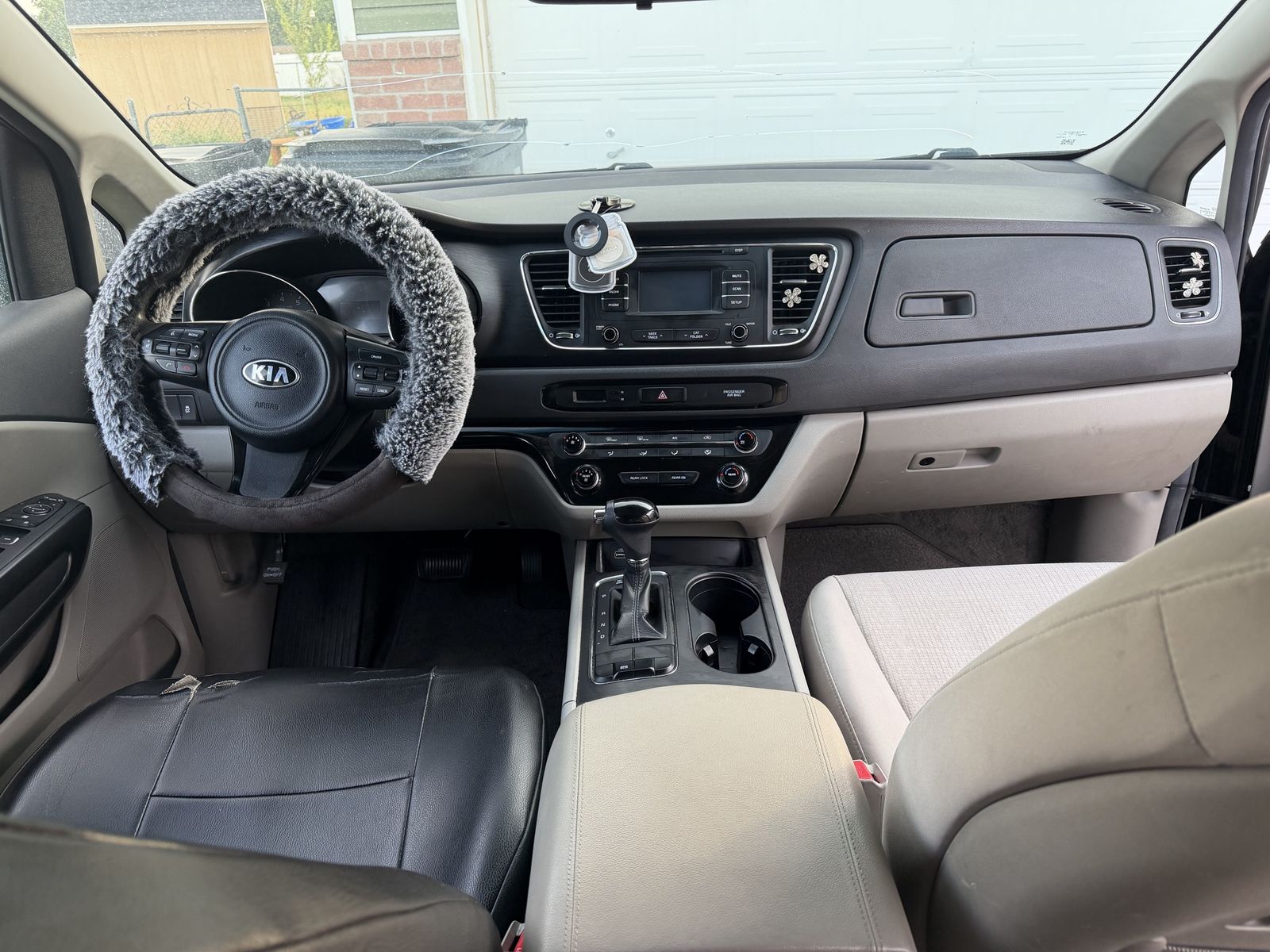 2017 Kia Sedona LX