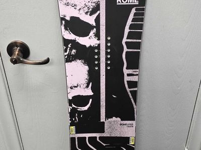Rome Boneless 144cm N Snowboard - Lightly Used (2026)