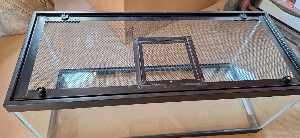25 gallon reptile enclosure