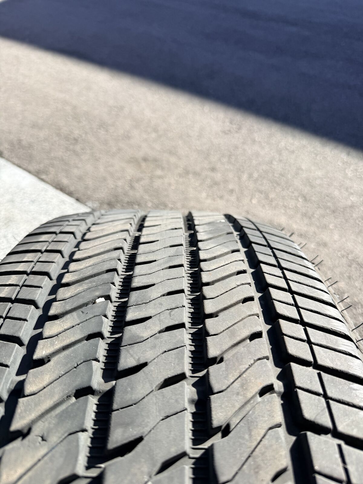 BRIDGESTONE ALENZA 275 50 R22