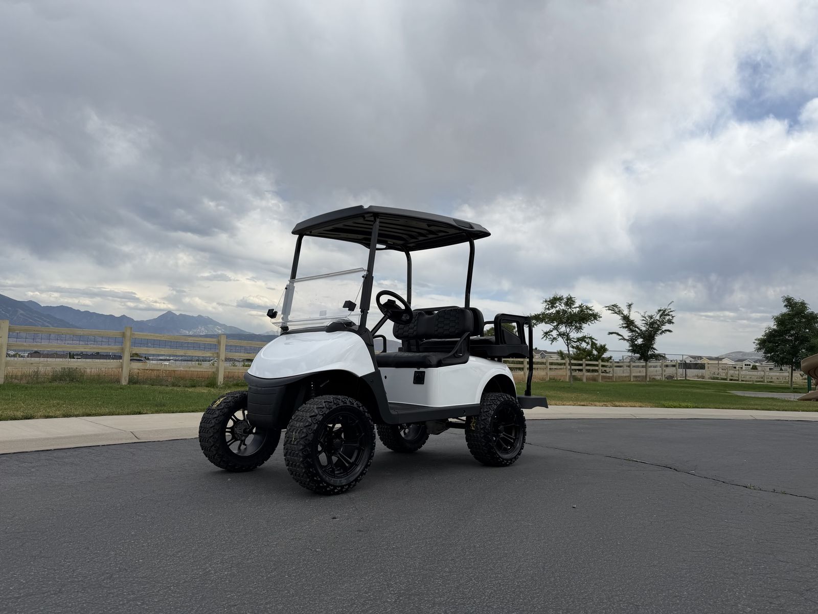2021 EZGO RXV Lithium