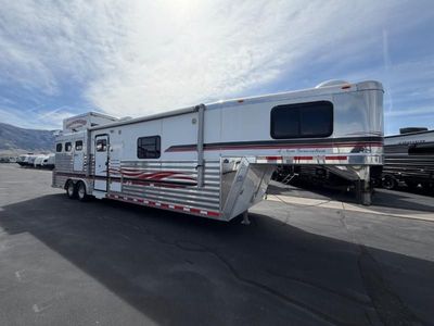 Used 2001 Bloomer 3 Horse LQ 15' SW