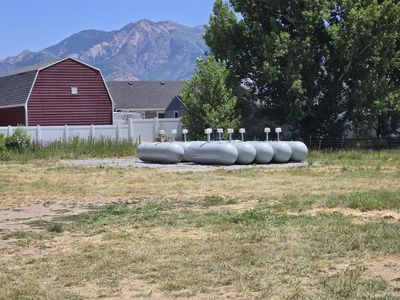 1000 gallon Propane Tanks, Underground, New
