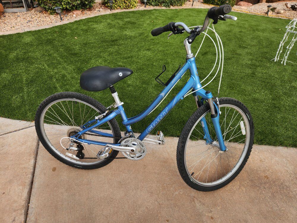 Giant Sedona Ladies Bike