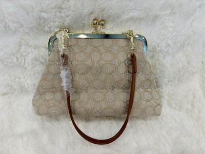 Coco Kisslock Beige Purse Bag New