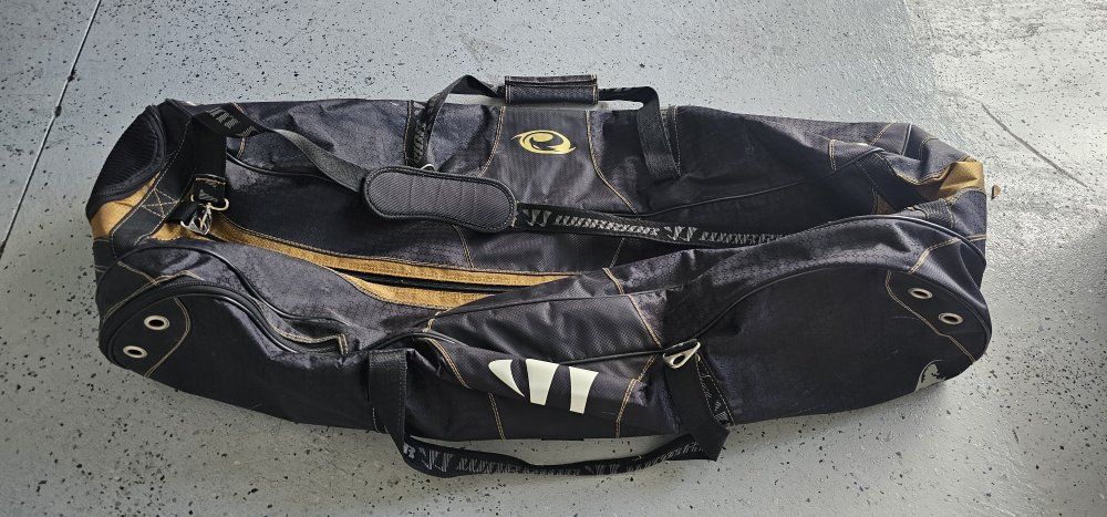 nice Warrior sports bag, softball baseball other