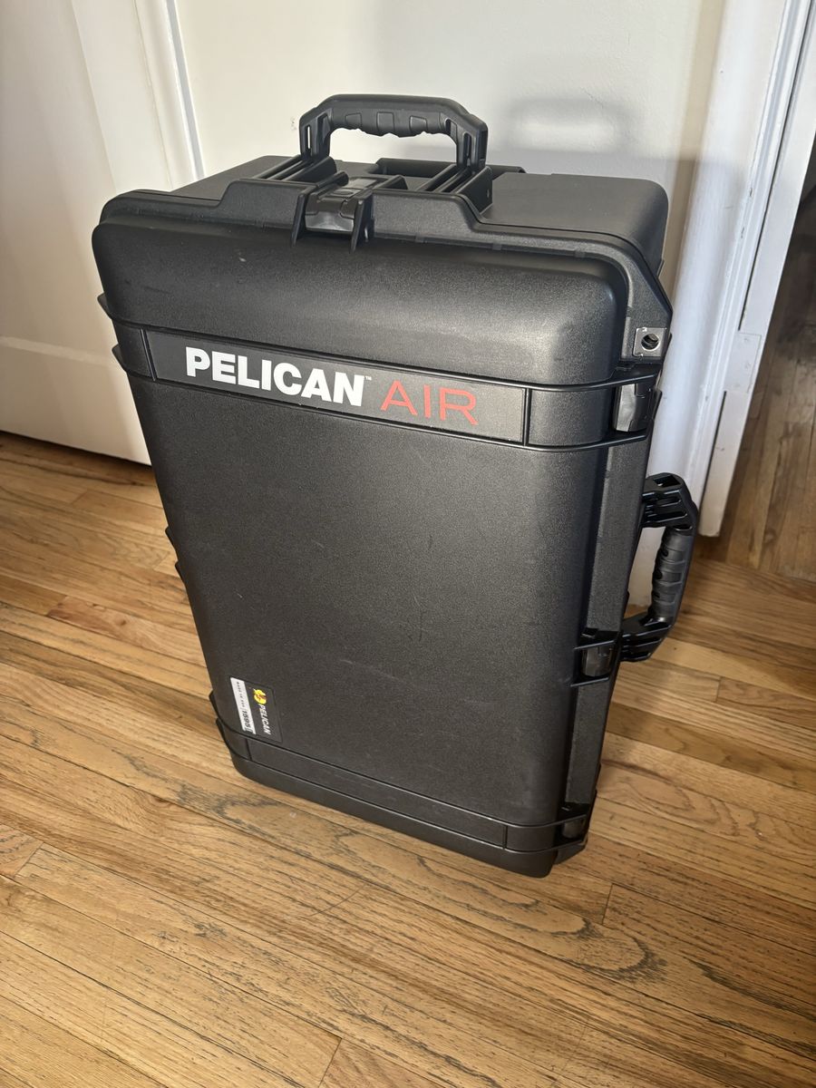 Pelican Air 1595